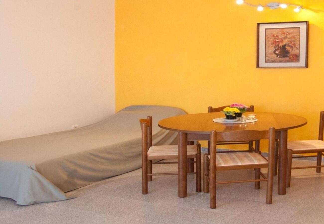טרוגיר Apartments Filip מראה חיצוני תמונה