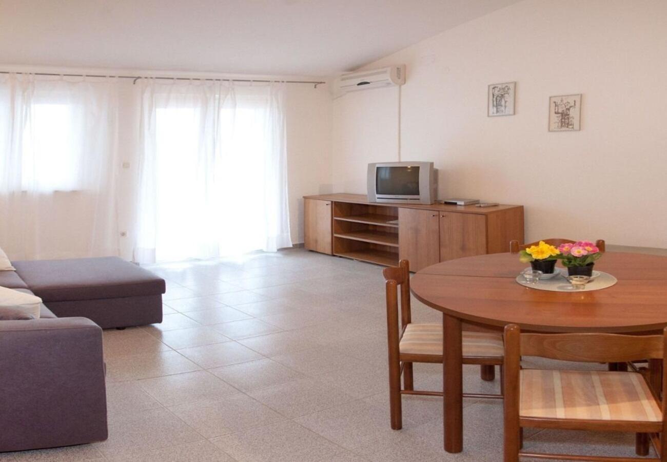 טרוגיר Apartments Filip מראה חיצוני תמונה
